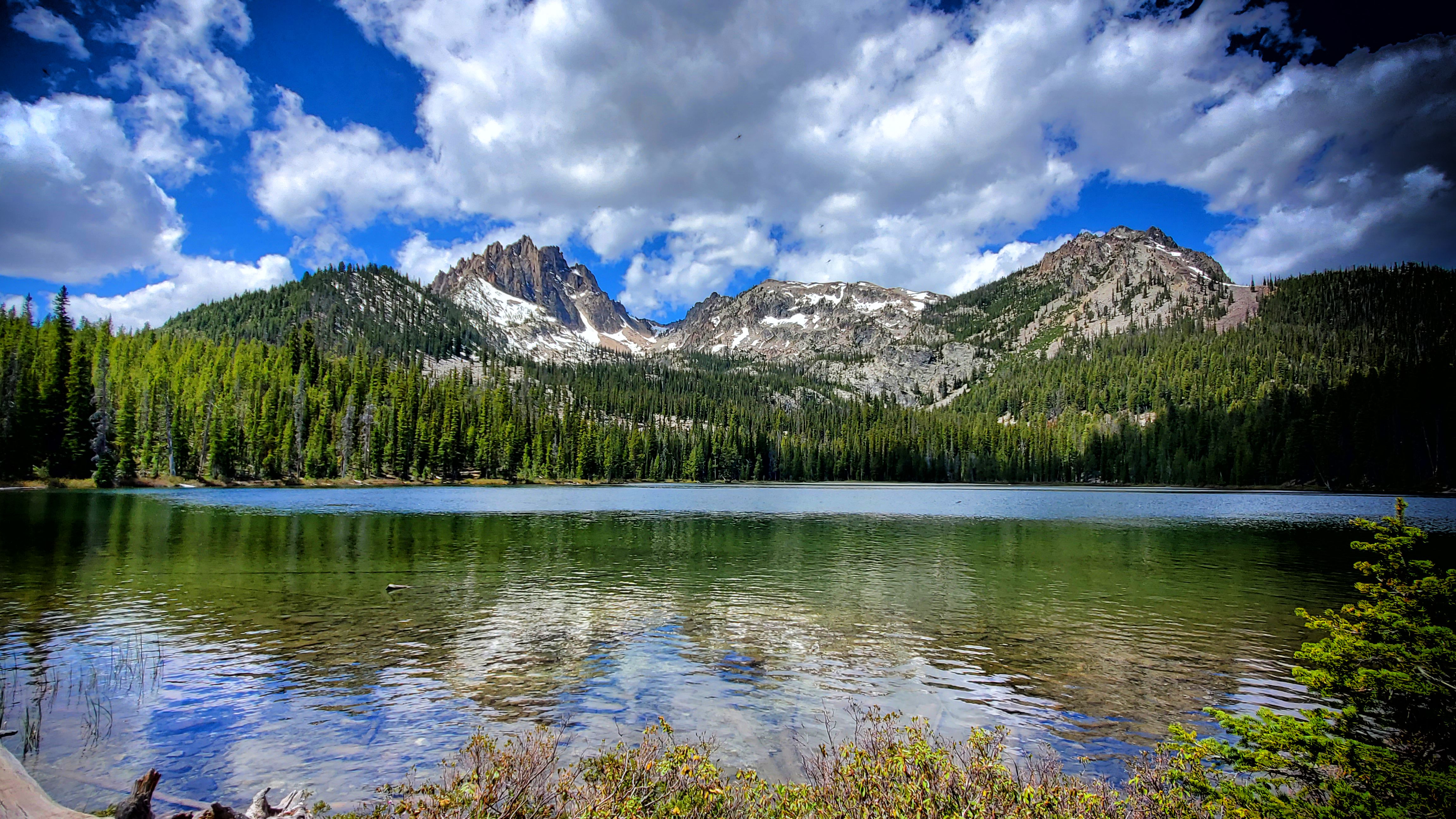 Beautiful Bench Lakes